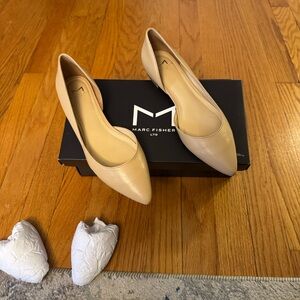 Marc Fisher Women's Cream Pointed Flats
